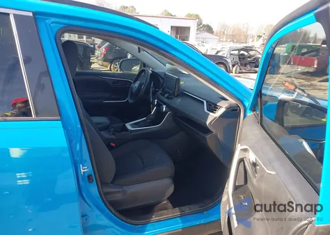 2021 Toyota Rav4 Le z USA, uszkodzony, nr VIN 2T3H1RFV5MW128629